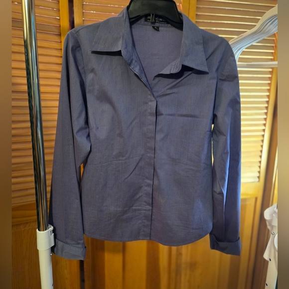 Kasper Purple Fitted Button Down Shirt with Notched Collar - Picture 1 of 5